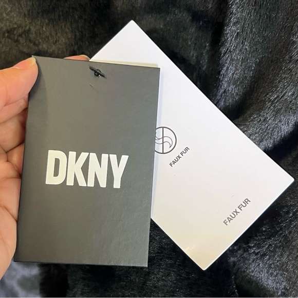 DKNY Women's Black Front Button Down Faux Fur Jacket Coat - Picture 4 of 10